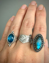 Load image into Gallery viewer, Blue Labradorite Ring