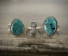 Load image into Gallery viewer, Oval Turquoise Ring