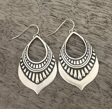 Load image into Gallery viewer, Silver Boho Teardrop Earrings