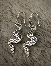 Load image into Gallery viewer, Snake Earrings