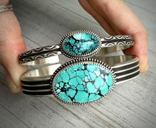 Load image into Gallery viewer, Grooved Turquoise Cuff