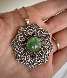Green Tanzurine Leafy Mandala Pendant