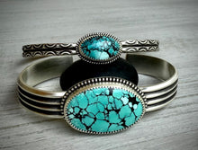 Load image into Gallery viewer, Grooved Turquoise Cuff