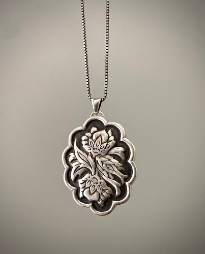 Arabesque Lotus Pendant