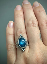 Load image into Gallery viewer, Paraiba Kyanite Ring