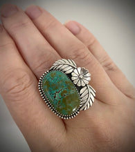 Load image into Gallery viewer, Bao Canyon Turquoise Flora Ring