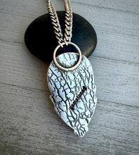 Load image into Gallery viewer, Lizardite Necklace