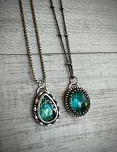 Load image into Gallery viewer, Oval Teal Kyanite Necklace