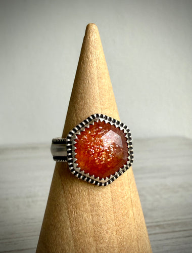 Confetti Sunstone Hex Ring