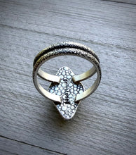 Load image into Gallery viewer, Black Spinel Diamond Ring