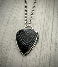 Load image into Gallery viewer, Banded Agate Necklace