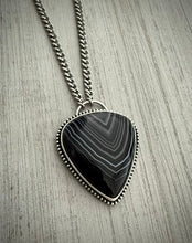 Load image into Gallery viewer, Banded Agate Necklace