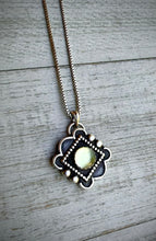 Load image into Gallery viewer, Scalloped Prehnite Pendant