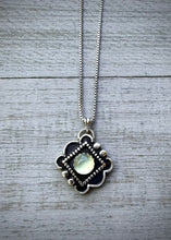 Load image into Gallery viewer, Scalloped Prehnite Pendant