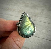 Load image into Gallery viewer, Multi Green Labradorite Ring