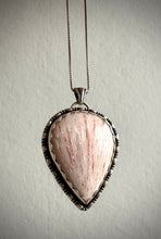 Load image into Gallery viewer, Scolecite Burst Pendant