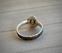 Load image into Gallery viewer, Tanzanite Ring