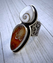 Load image into Gallery viewer, Shiva Shell &amp; Ammonite Ring