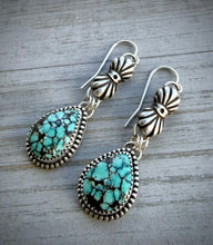 Load image into Gallery viewer, Turquoise Drop Earrings