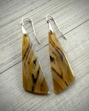 Load image into Gallery viewer, Montana Agate Earrings