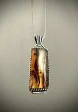 Load image into Gallery viewer, Montana Agate Pendant