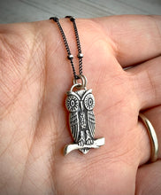 Load image into Gallery viewer, Hootie Necklace
