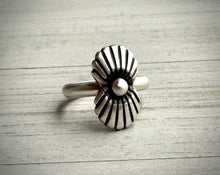 Load image into Gallery viewer, Silver Concho Fan Ring