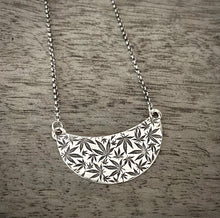 Load image into Gallery viewer, 420 Leafy Bib Necklace