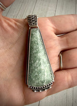 Load image into Gallery viewer, Muscovite Pendant