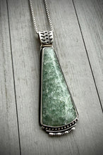 Load image into Gallery viewer, Muscovite Pendant