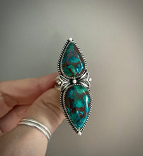 Load image into Gallery viewer, Double Stoned Peruvian Chrysocolla Stamped Ring