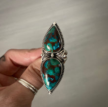 Load image into Gallery viewer, Double Stoned Peruvian Chrysocolla Stamped Ring