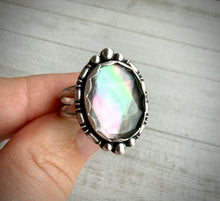 Load image into Gallery viewer, Tahitian Black Mother of Pearl Ring