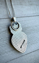 Load image into Gallery viewer, Black Mother of Pearl Butterfly Pendant