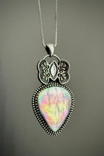 Load image into Gallery viewer, Black Mother of Pearl Butterfly Pendant
