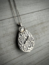 Load image into Gallery viewer, Bloodshot Iolite Pendant