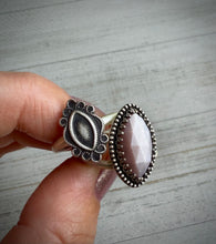 Load image into Gallery viewer, Silver Marquise Ring