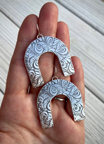 Flourish Arch Earrings