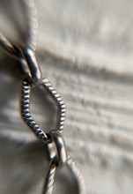 Load image into Gallery viewer, Purple Labradorite Necklace