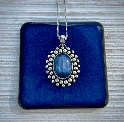 Kyanite Burst Pendant