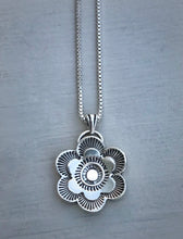 Load image into Gallery viewer, Hand Stamped Flower Necklace