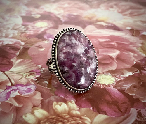 Antique Floral Lepidolite Ring