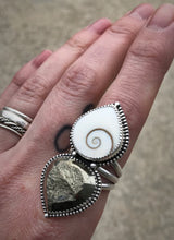 Load image into Gallery viewer, Shiva Shell &amp; Pyrite Druzy Ring