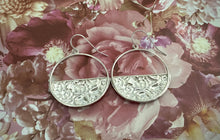 Load image into Gallery viewer, Floral Garden Hoop Earring