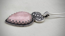 Load image into Gallery viewer, Infinity Rose Quartz Necklace ∞