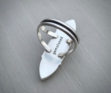 Load image into Gallery viewer, White Buffalo Chevron Ring