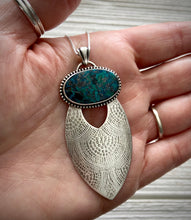 Load image into Gallery viewer, Azurite Pendant