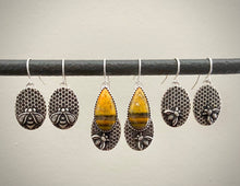 Load image into Gallery viewer, Bumblebee Earrings