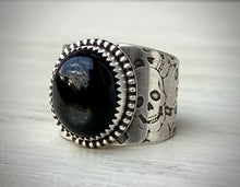 Load image into Gallery viewer, “Choose Your Stone” Skull Ring