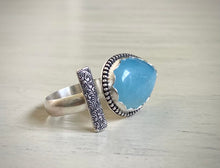 Load image into Gallery viewer, Aquamarine Open Bar Ring